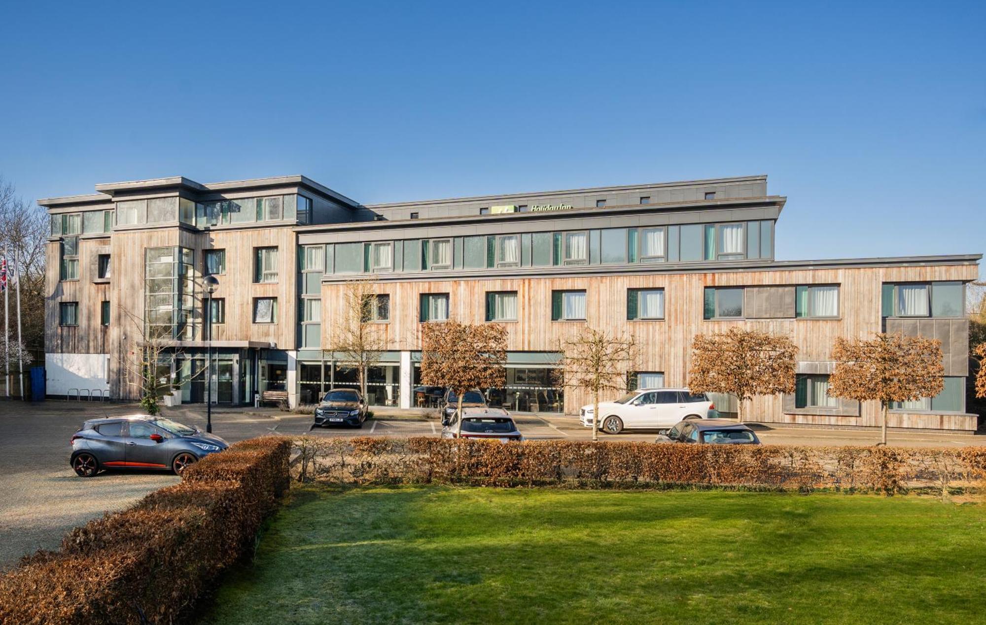 Holiday Inn Express Cambridge Duxford M11 Jct 10 By Ihg Exterior photo